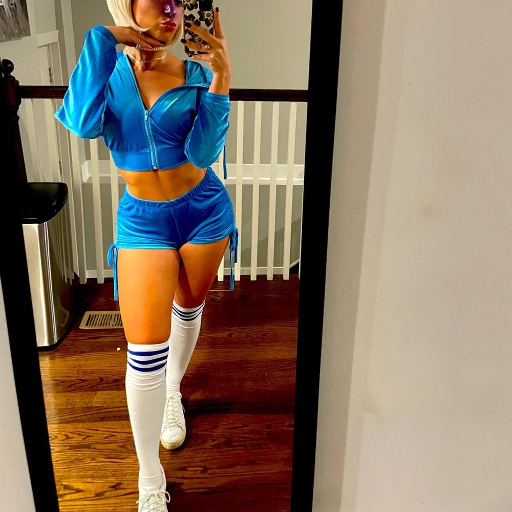 VIOLET BEAUREGARD COSTUME
